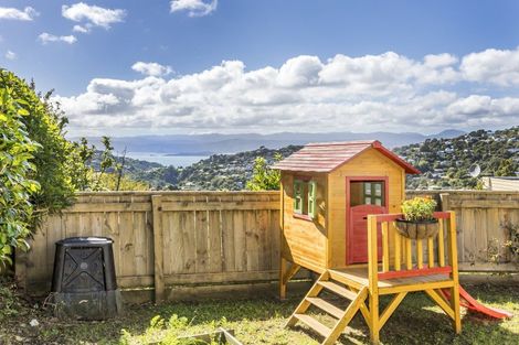 Photo of property in 4b Sarah Way, Crofton Downs, Wellington, 6035