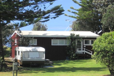 Photo of property in 11 Seaforth Road, Waihi Beach, 3611