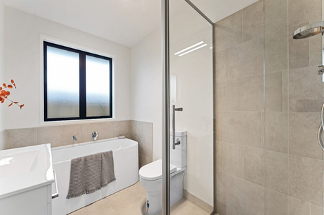 Photo of property in 10 Nola Avenue, Glenbrook, 2681