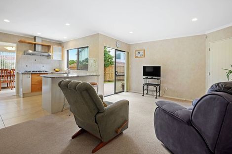Photo of property in 33 Matarangi Road, East Tamaki, Auckland, 2013