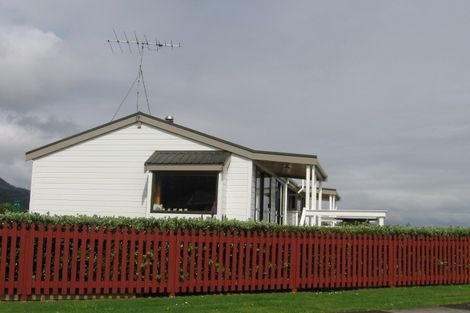 Photo of property in 29 Aputa Avenue, Te Puru, Thames, 3575
