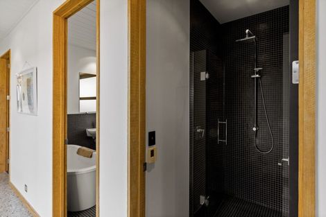 Photo of property in 10 Arran Lane, Jacks Point, Queenstown, 9371