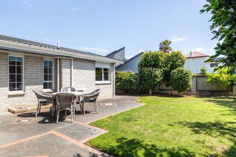 Photo of property in 37 Ngarimu Crescent, Taradale, Napier, 4112