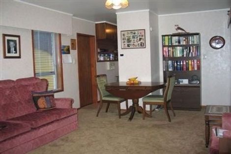 Photo of property in 1/3248 Great North Road, New Lynn, Auckland, 0600