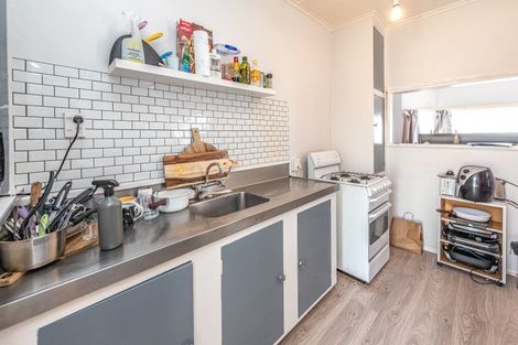 Photo of property in 63 Alma Road, Gonville, Whanganui, 4501