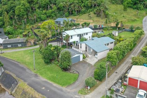 Photo of property in 102 Tararu Creek Road, Thames, 3500
