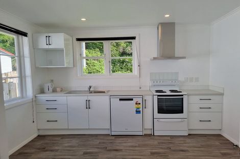 Photo of property in 64-66 Mungavin Avenue, Ranui, Porirua, 5024