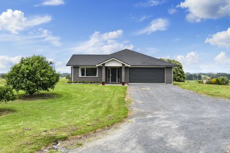 Photo of property in 260 Urquhart Road, Karaka, Papakura, 2580