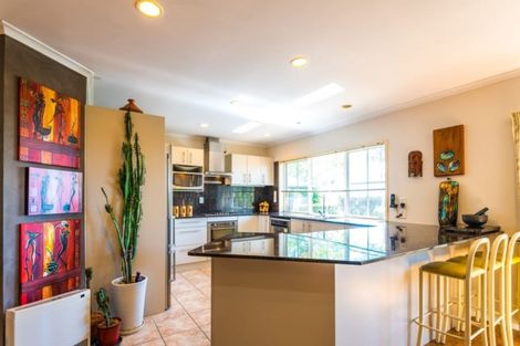 Photo of property in 210 Whitford Road, Shamrock Park, Auckland, 2016