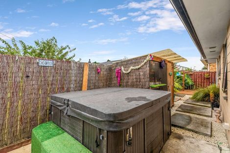 Photo of property in 22 Colombo Road, Waiuku, 2123