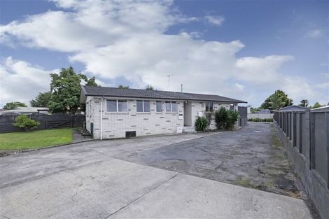 Photo of property in 18 Oakfield Crescent, Pukete, Hamilton, 3200