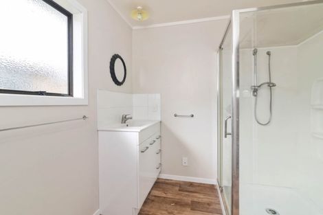 Photo of property in 34 Robinson Avenue, Holdens Bay, Rotorua, 3010