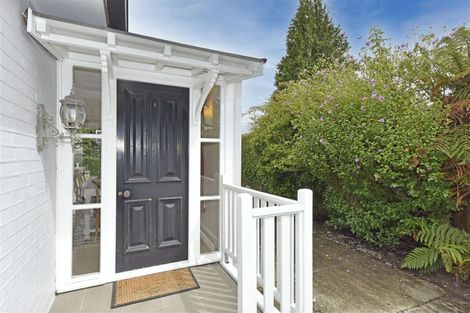 Photo of property in 119 Avonhead Road, Avonhead, Christchurch, 8042