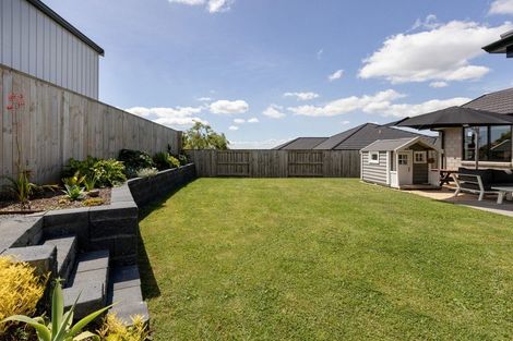 Photo of property in 12 Brendan Close, Omokoroa, 3114