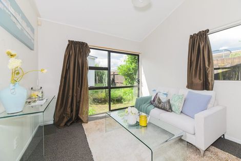 Photo of property in 31 Railway Street West, Papakura, 2110