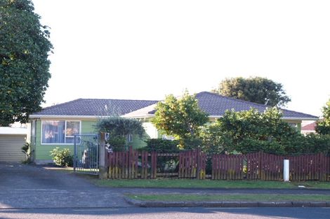 Photo of property in 34 Mckinstry Avenue, Mangere East, Auckland, 2024