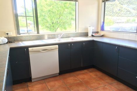 Photo of property in 27 Rob Roy Lane, Wanaka, 9305