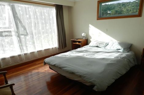 Photo of property in 25 Foster Avenue, Huia, Auckland, 0604