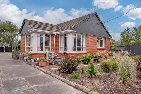 Photo of property in 4 Doreen Street, Aranui, Christchurch, 8061