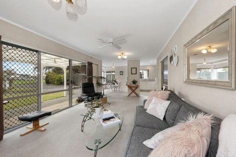 Photo of property in 43b Hukanui Road, Fairfield, Hamilton, 3214