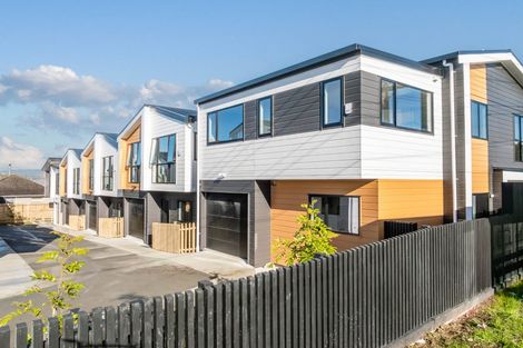 Photo of property in 108b Taikata Road, Te Atatu Peninsula, Auckland, 0610