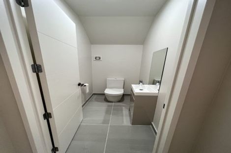 Photo of property in 55c Potter Avenue, Northcote, Auckland, 0627