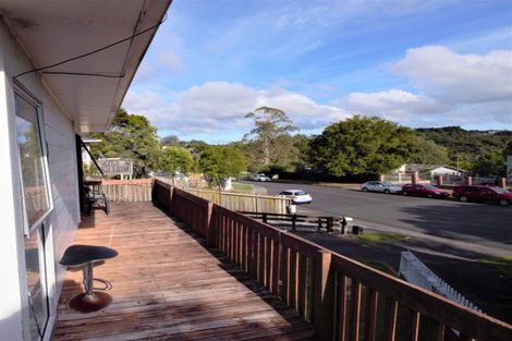 Photo of property in 1/7 Classic Grove, Bayview, Auckland, 0629