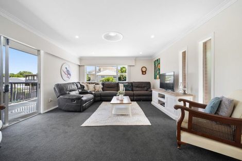 Photo of property in 83 Ridge Road, Howick, Auckland, 2014