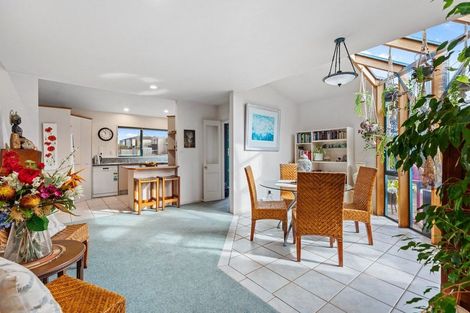 Photo of property in 85a Oceanbeach Road, Mount Maunganui, 3116