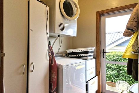 Photo of property in 60 Ballance Street, Lower Vogeltown, New Plymouth, 4310