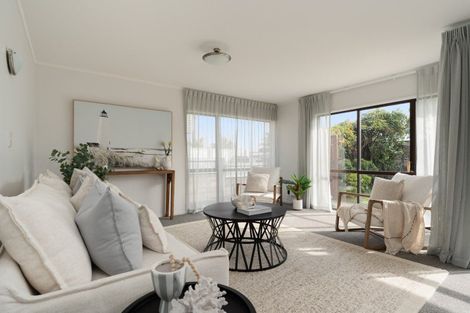 Photo of property in 10 Aberdeen Street, Mount Maunganui, 3116
