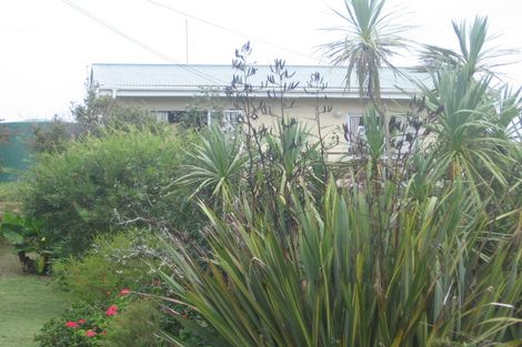 Photo of property in 6 Tetley Road, Surfdale, Waiheke Island, 1081