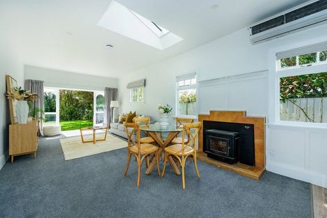 Photo of property in 44 Centaurus Road, Cashmere, Christchurch, 8022