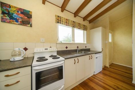 Photo of property in 38 Holdsworth Avenue, Milson, Palmerston North, 4414