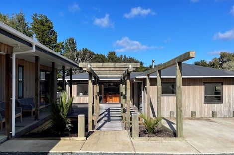 Photo of property in 143 Mclean Road, Waipu, 0582