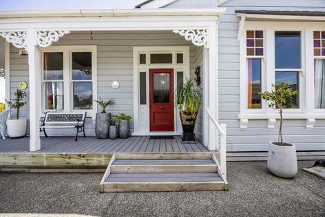 Photo of property in 416 Frankley Road, Hurdon, New Plymouth, 4310