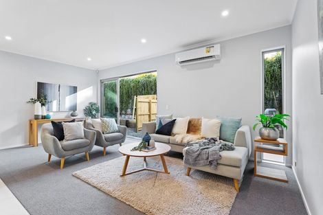 Photo of property in 77 Roundel Crescent, Whenuapai, Auckland, 0618