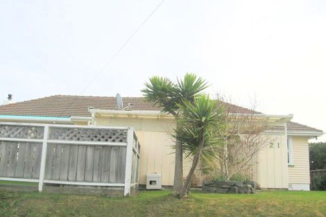 Photo of property in 21 Mana View Road, Paremata, Porirua, 5026