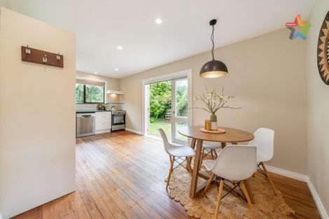 Photo of property in 12 Montgomery Avenue, Karori, Wellington, 6012