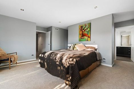 Photo of property in 10 Sunnyside Lane, Wanaka, 9305