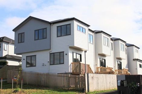 Photo of property in 90c Moire Road, Massey, Auckland, 0614