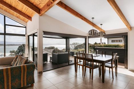 Photo of property in 82 Hamurana Road, Omokoroa, 3114