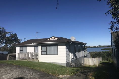 Photo of property in 17 Montego Place, Weymouth, Auckland, 2103