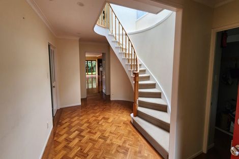 Photo of property in 5 Tiri Road, Takapuna, Auckland, 0620