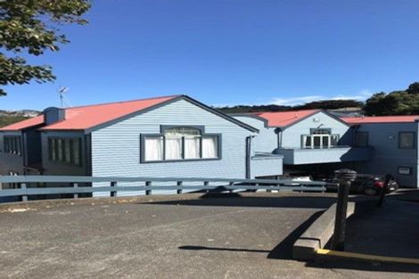 Photo of property in 4/93a Kelburn Parade, Kelburn, Wellington, 6012