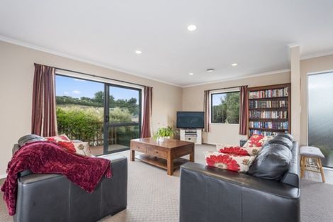 Photo of property in 160 Waterside Drive, Pyes Pa, Tauranga, 3112