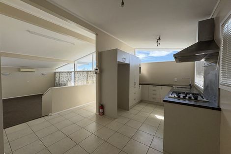 Photo of property in 12 Redwood Drive, Massey, Auckland, 0614