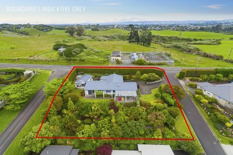 Photo of property in 2 Cashmere Way, Welcome Bay, Tauranga, 3112