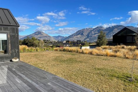 Photo of property in 19 Glenfiddich Road, Jacks Point, Queenstown, 9371
