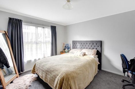 Photo of property in 129 Harbour Terrace, North Dunedin, Dunedin, 9016